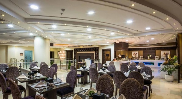 Gloria Inn image 23